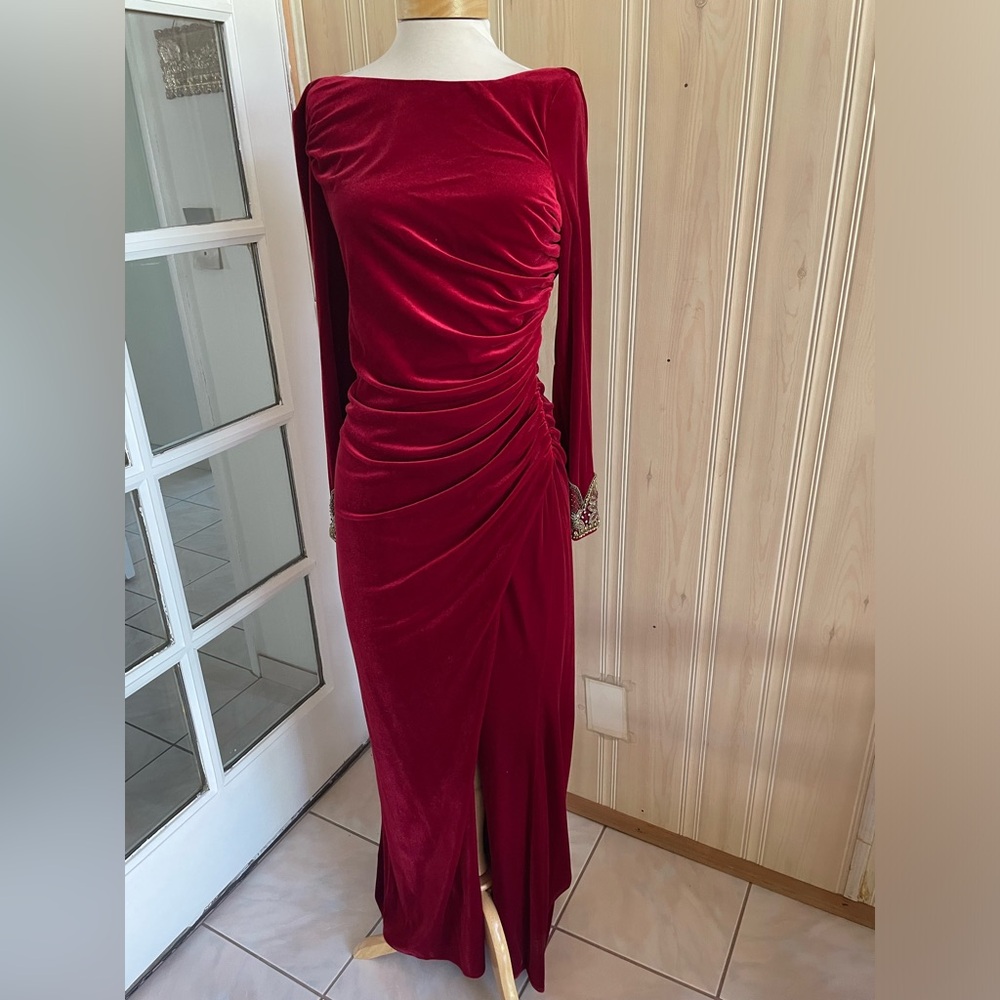 Badgley Mischka Red Velvet gown-vintage style dress - size 14